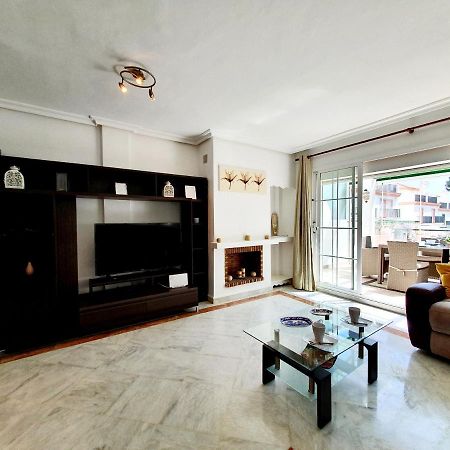 马尔韦利亚Lomas De Cabopino House公寓 外观 照片
