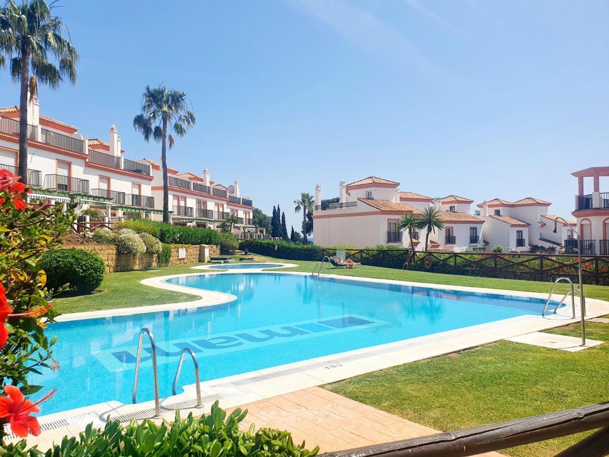 马尔韦利亚Lomas De Cabopino House公寓 外观 照片